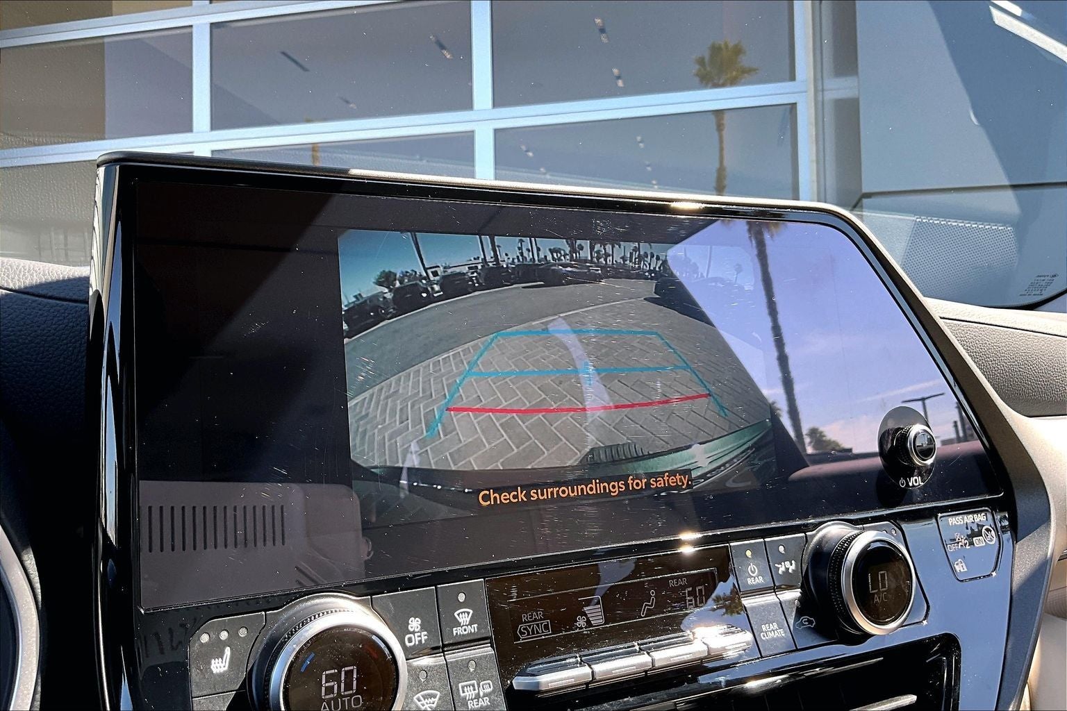 2025 Toyota Highlander Hybrid XLE