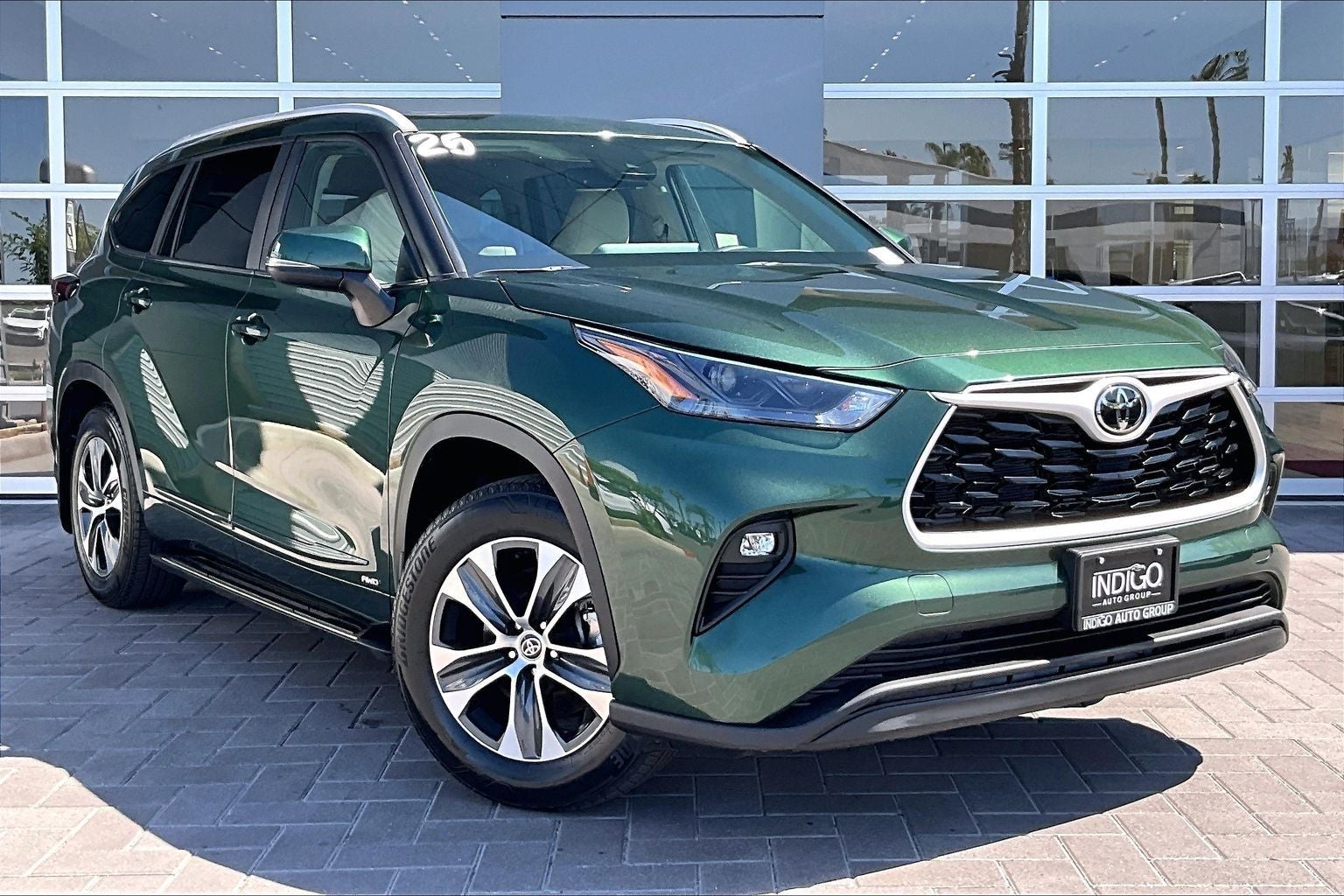 2025 Toyota Highlander Hybrid XLE