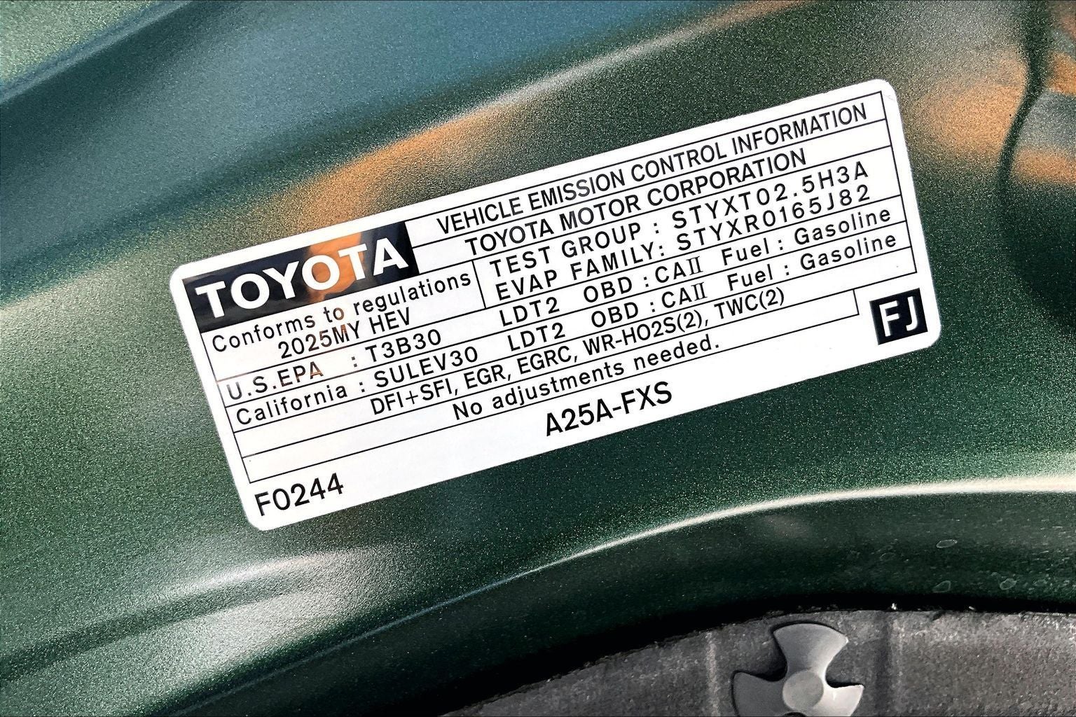 2025 Toyota Highlander Hybrid XLE