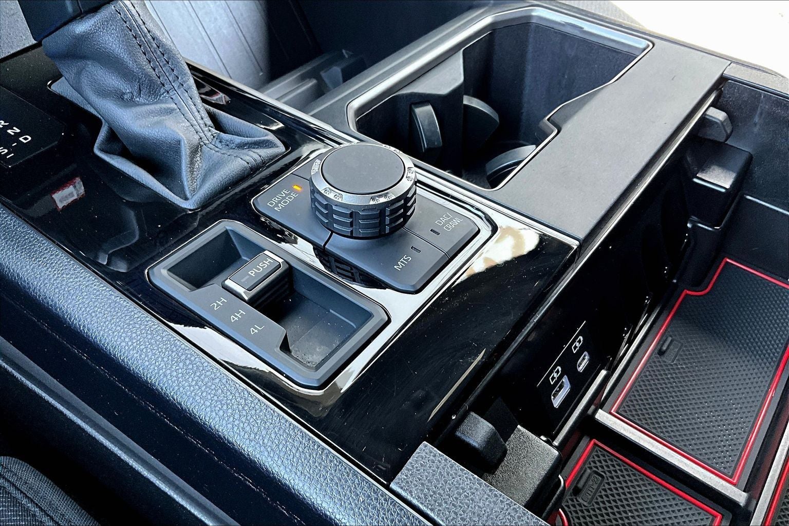 2025 Toyota Tundra SR5 TRD SPORT