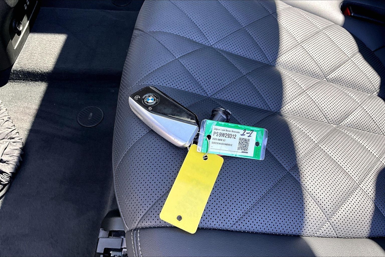 2025 BMW X7 xDrive40i