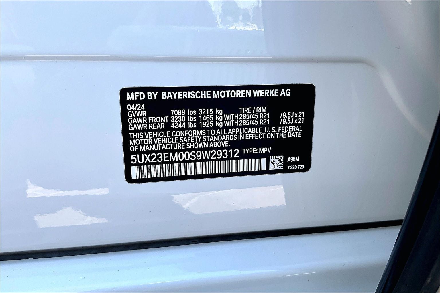 2025 BMW X7 xDrive40i