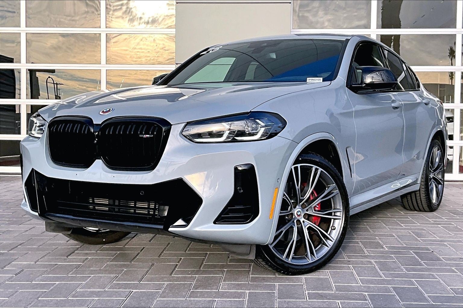 2023 BMW X4 M40i