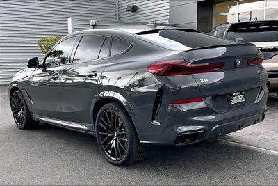 2021 BMW X6 M50i