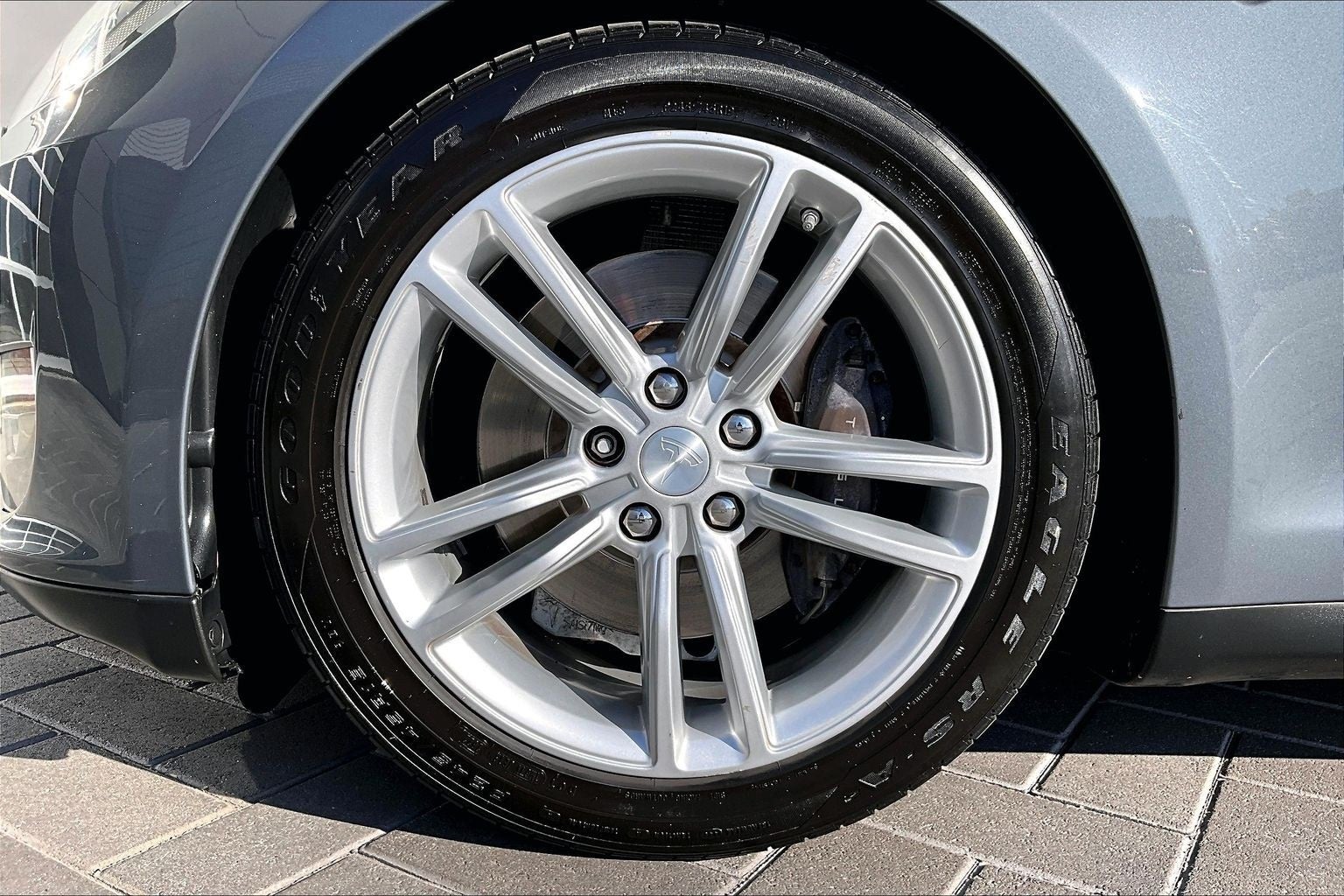 2013 Tesla Model S Base