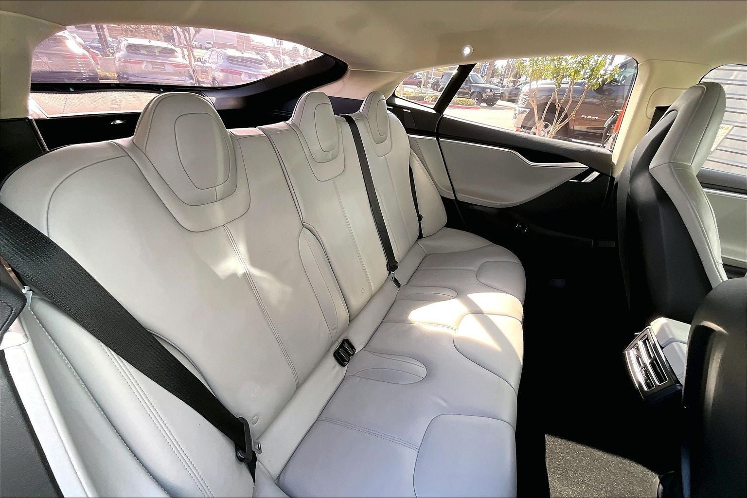 2013 Tesla Model S Base