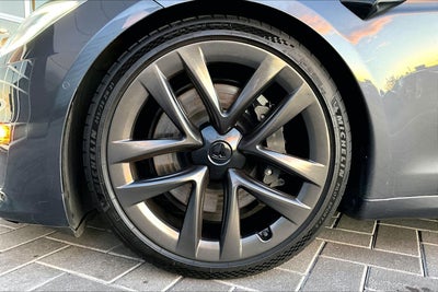2021 Tesla Model S Plaid
