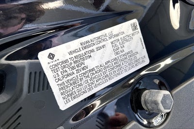 2024 Rivian R1S Adventure