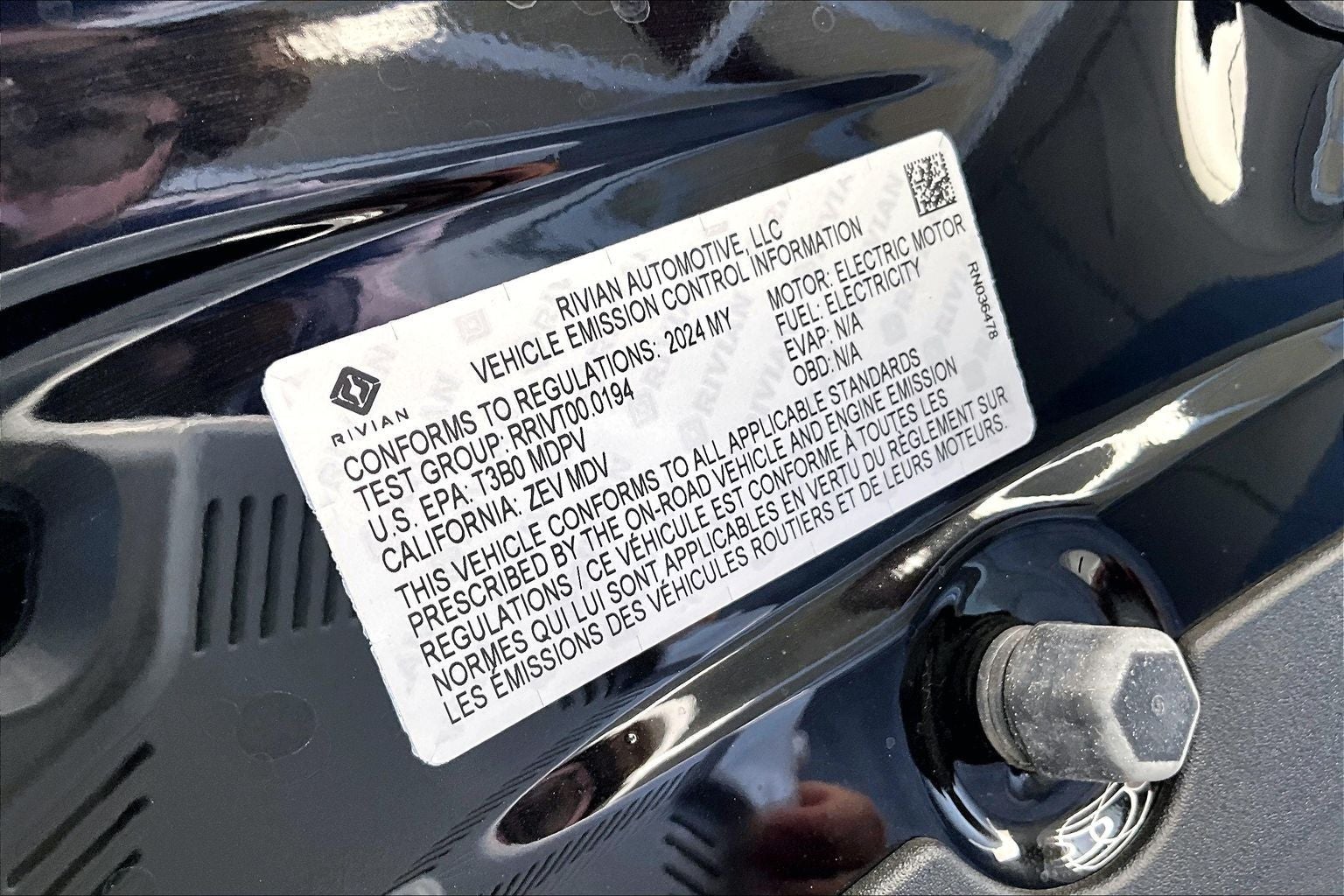 2024 Rivian R1S Adventure