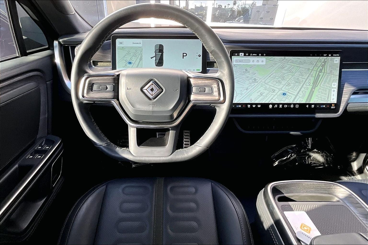 2024 Rivian R1S Adventure