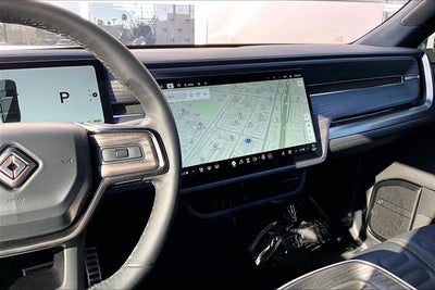 2024 Rivian R1S Adventure