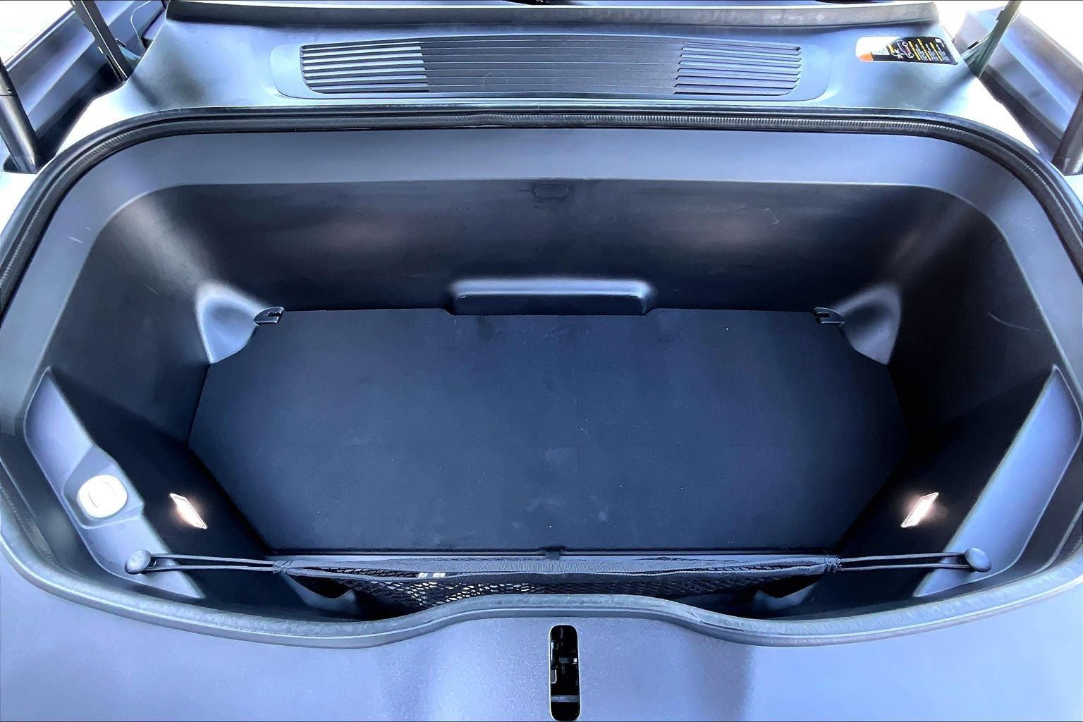 2024 Rivian R1S Adventure