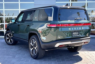 2024 Rivian R1S Adventure