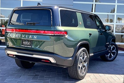 2024 Rivian R1S Adventure