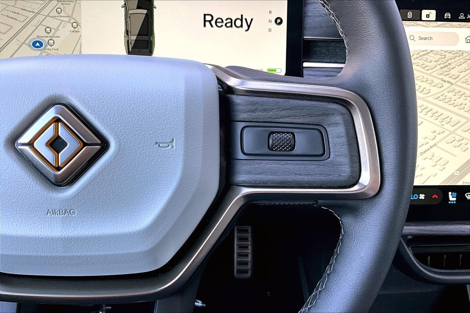 2024 Rivian R1S Adventure