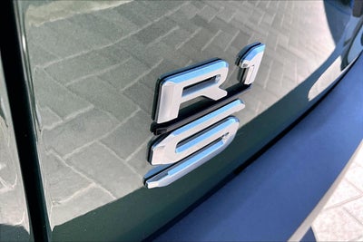 2024 Rivian R1S Adventure