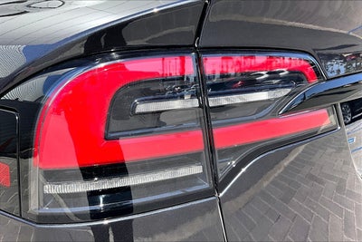 2024 Tesla Model X Base
