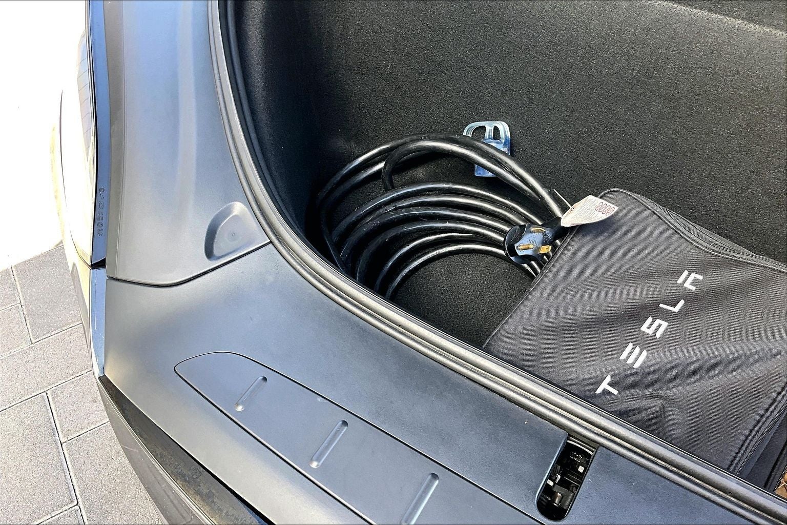 2024 Tesla Model X Base