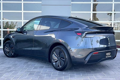 2026 Tesla Model Y Premium