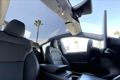 2026 Tesla Model Y Premium