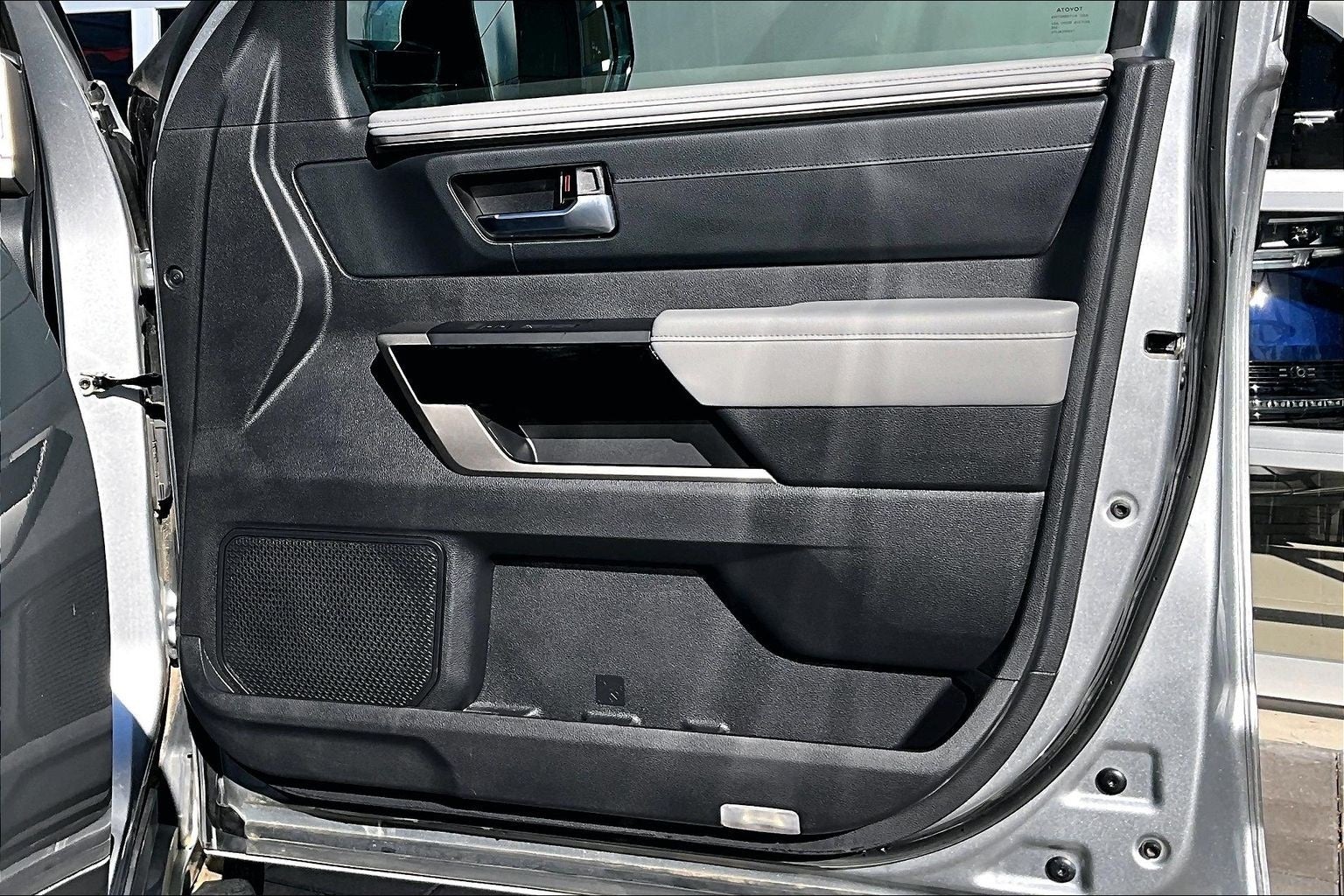 2025 Toyota Sequoia SR5