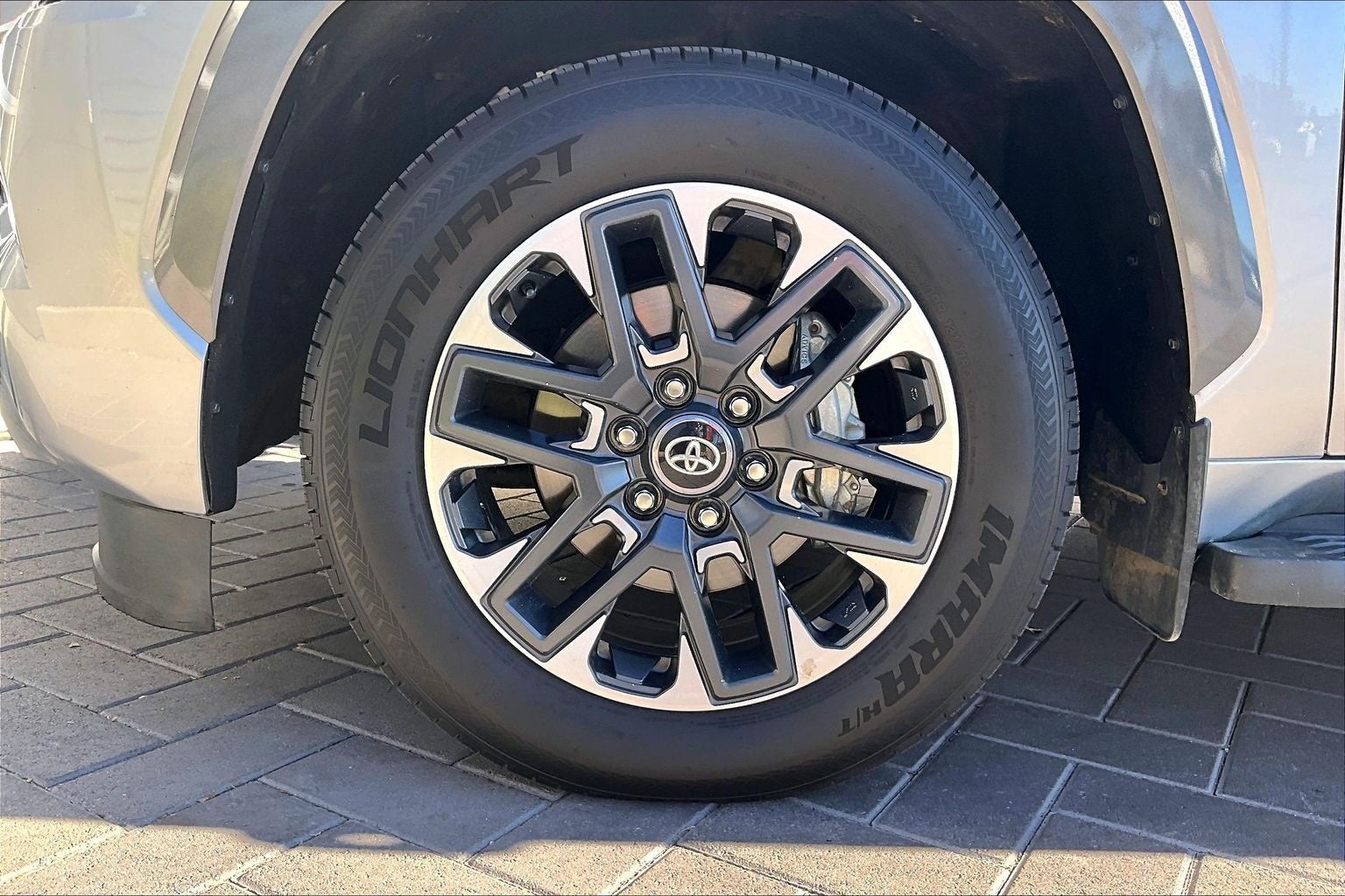 2025 Toyota Sequoia SR5