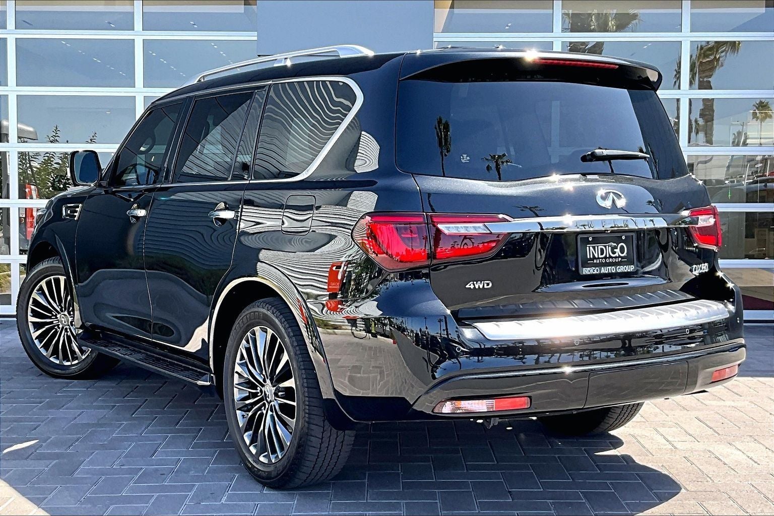 2024 INFINITI QX80 Premium Select