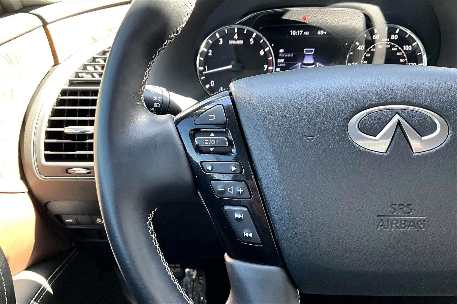 2024 INFINITI QX80 Premium Select