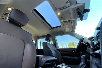 2024 INFINITI QX80 Premium Select