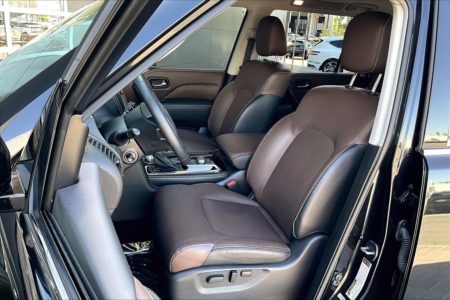 2024 INFINITI QX80 Premium Select