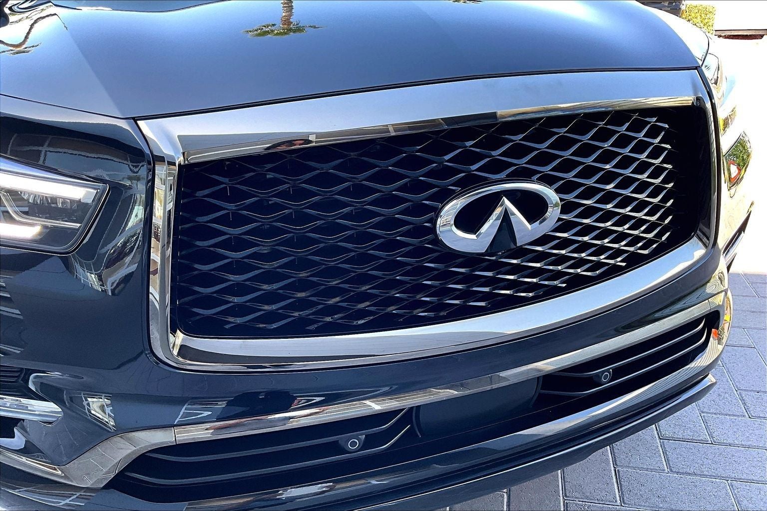 2024 INFINITI QX80 Premium Select
