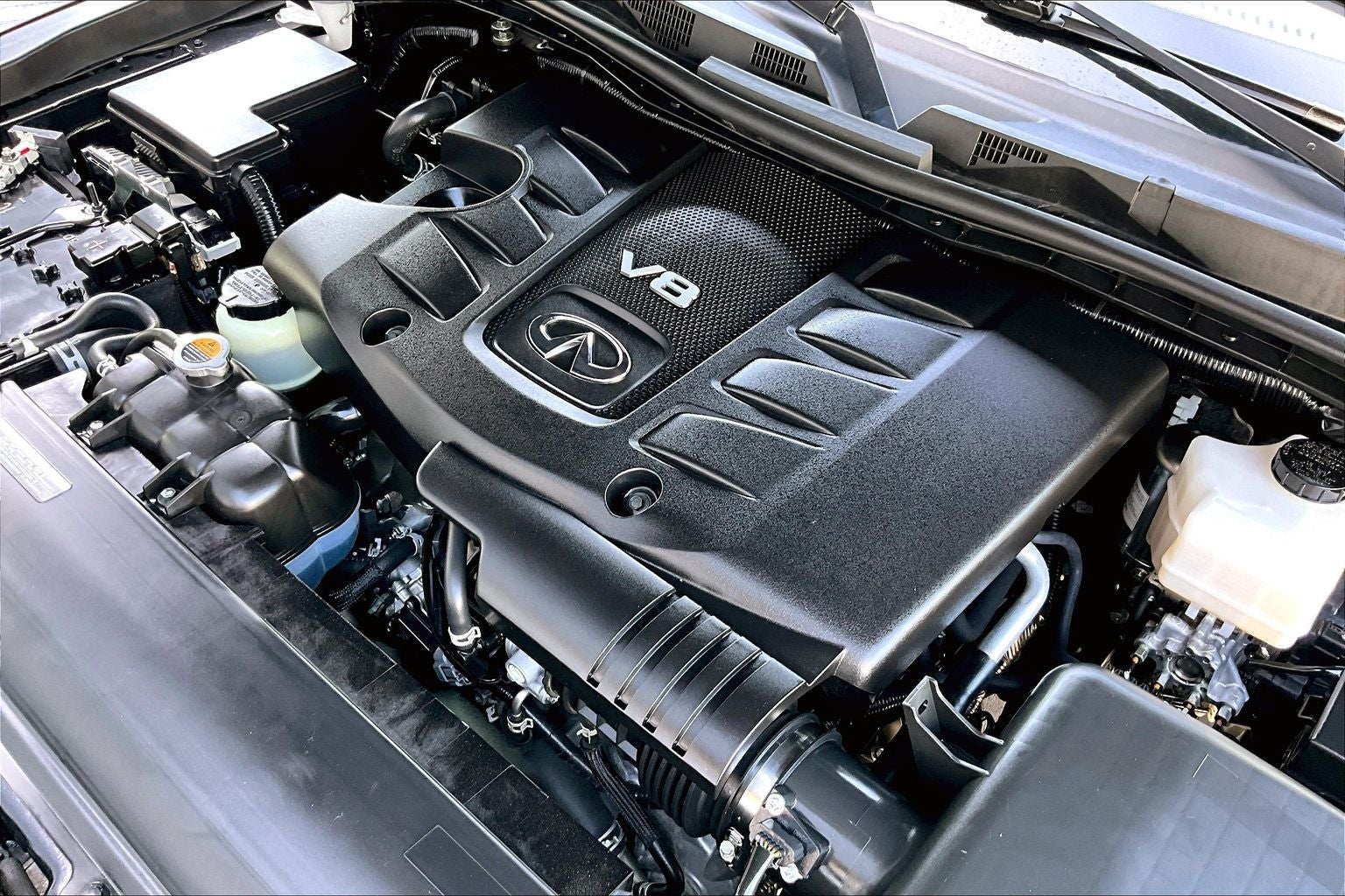 2024 INFINITI QX80 Premium Select