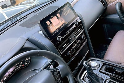 2024 INFINITI QX80 Premium Select