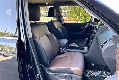 2024 INFINITI QX80 Premium Select