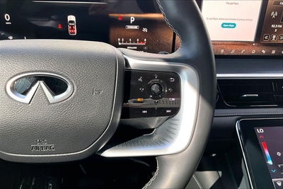 2025 INFINITI QX80 LUXE