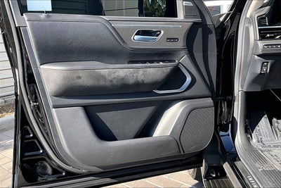 2025 INFINITI QX80 LUXE