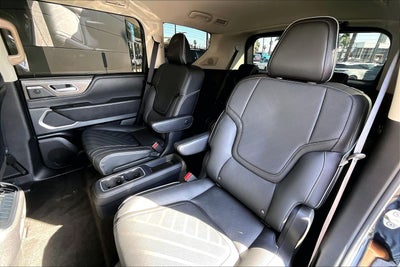 2025 INFINITI QX80 LUXE