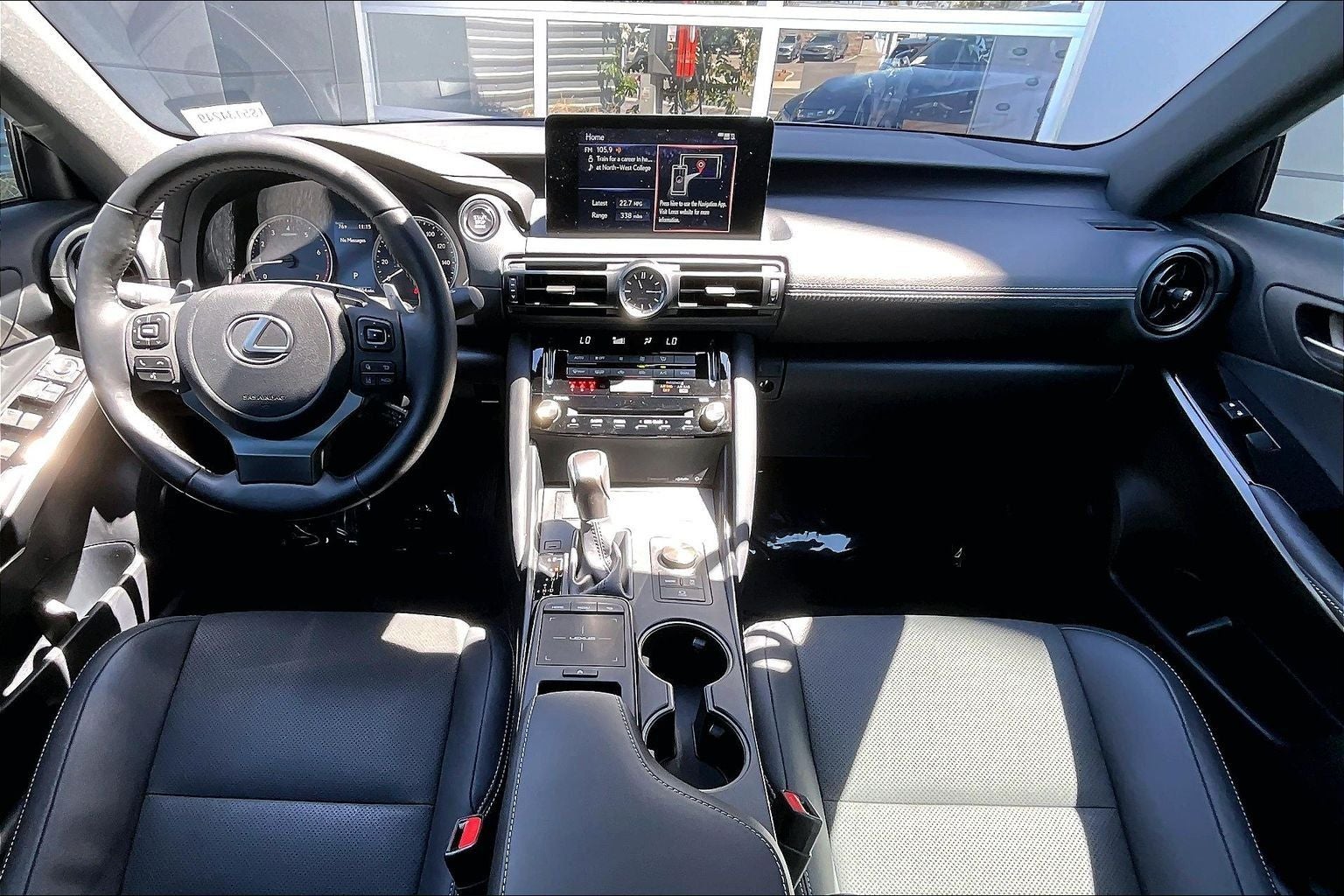 2025 Lexus IS 300