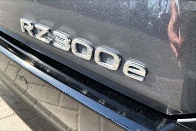 2025 Lexus RZ 300e Luxury