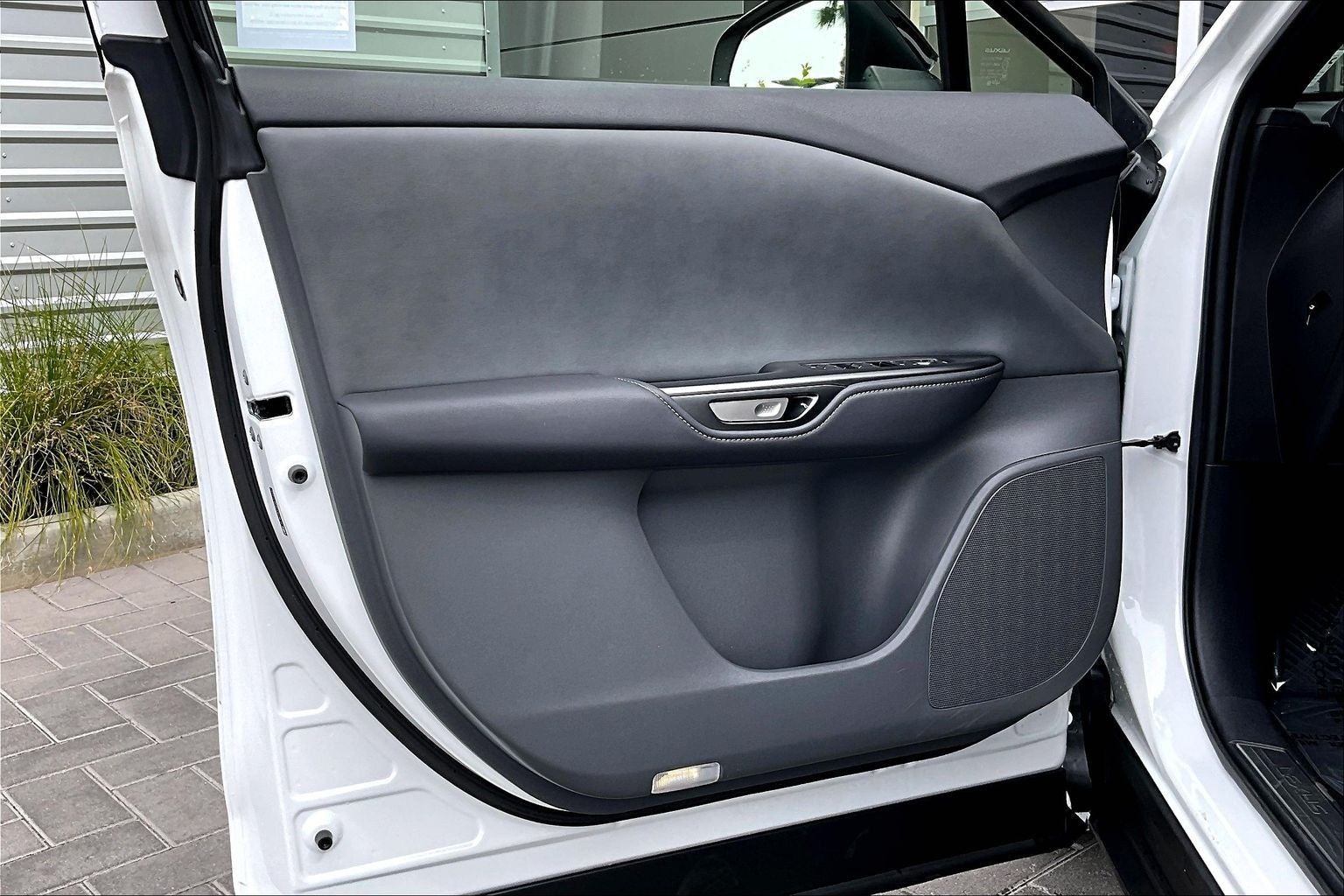 2024 Lexus RZ 300e Premium