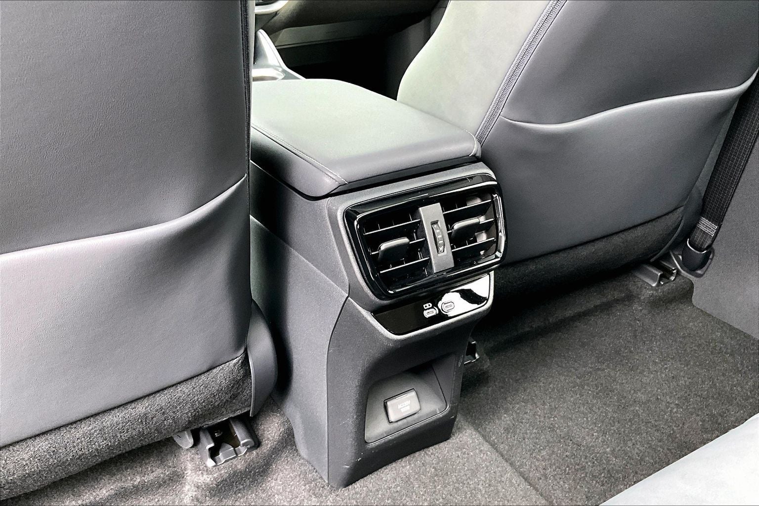 2024 Lexus RZ 300e Premium