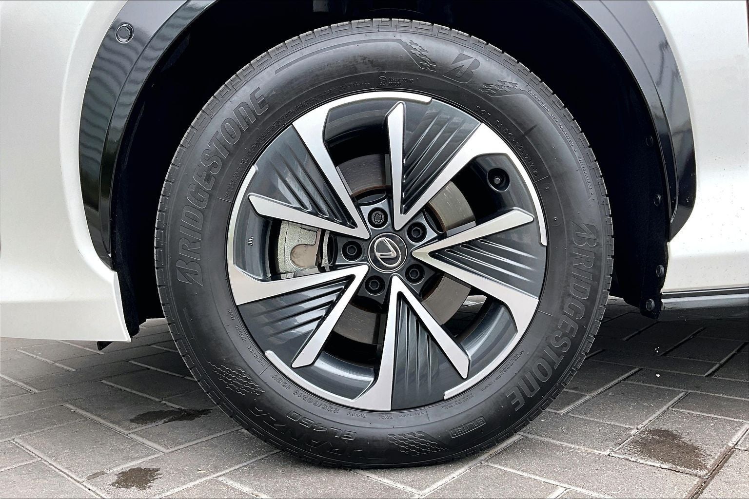 2024 Lexus RZ 300e Premium