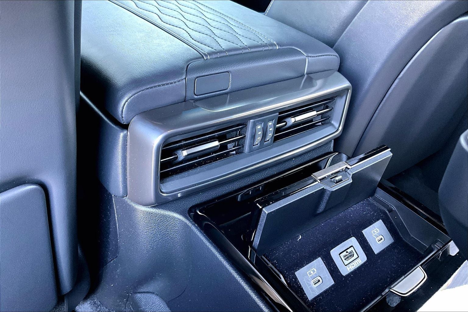 2022 Lexus LX 600 Ultra Luxury