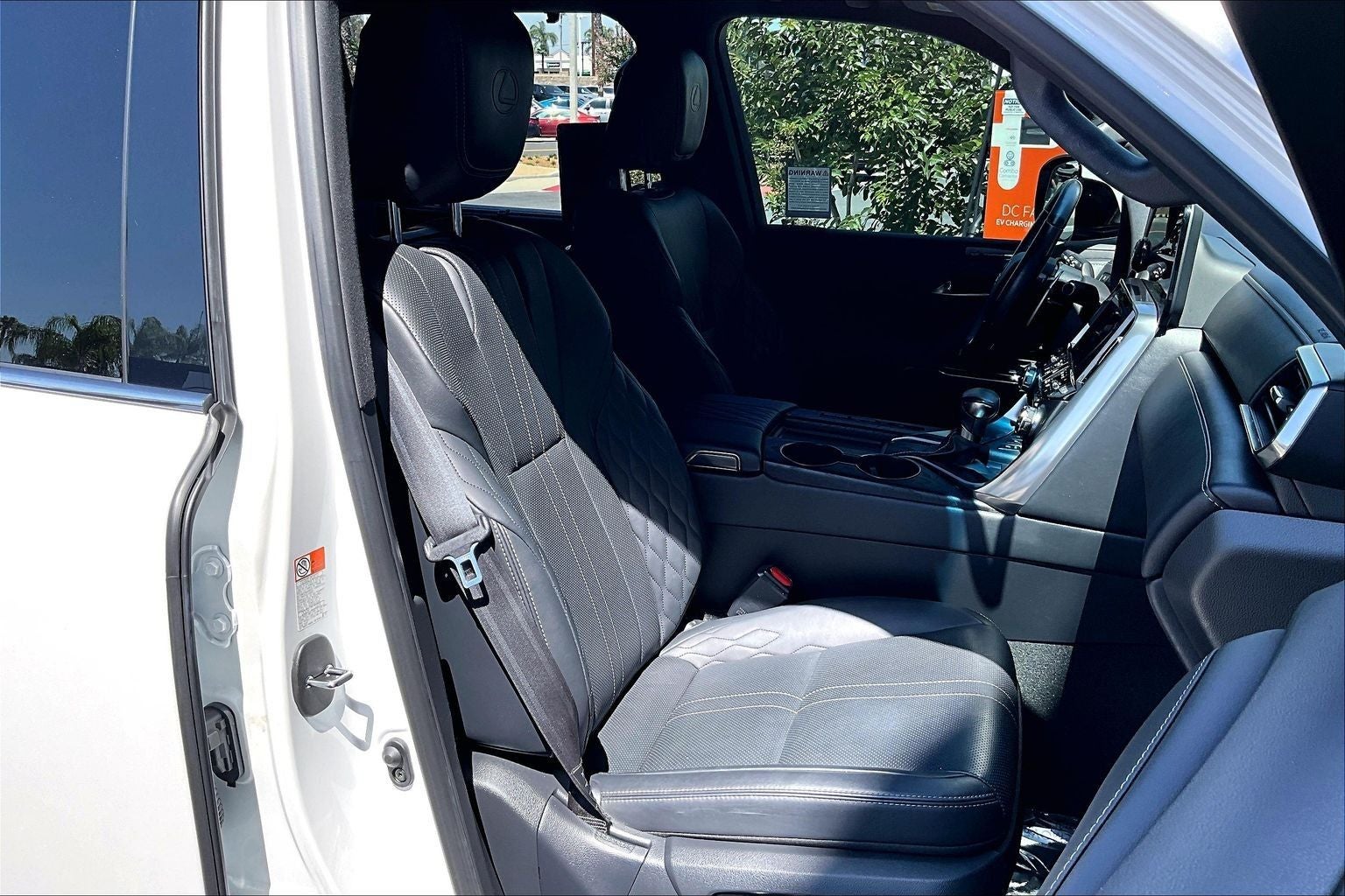 2022 Lexus LX 600 Ultra Luxury