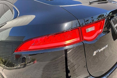 2018 Jaguar F-PACE 35t Premium