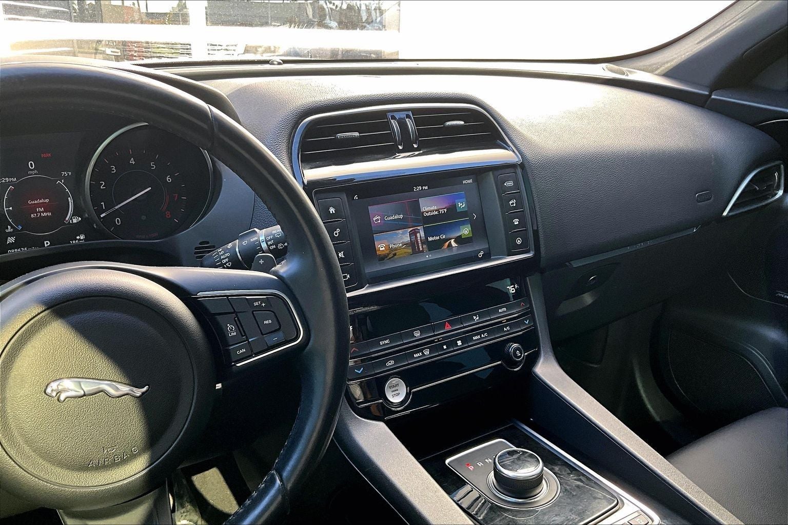 2018 Jaguar F-PACE 35t Premium