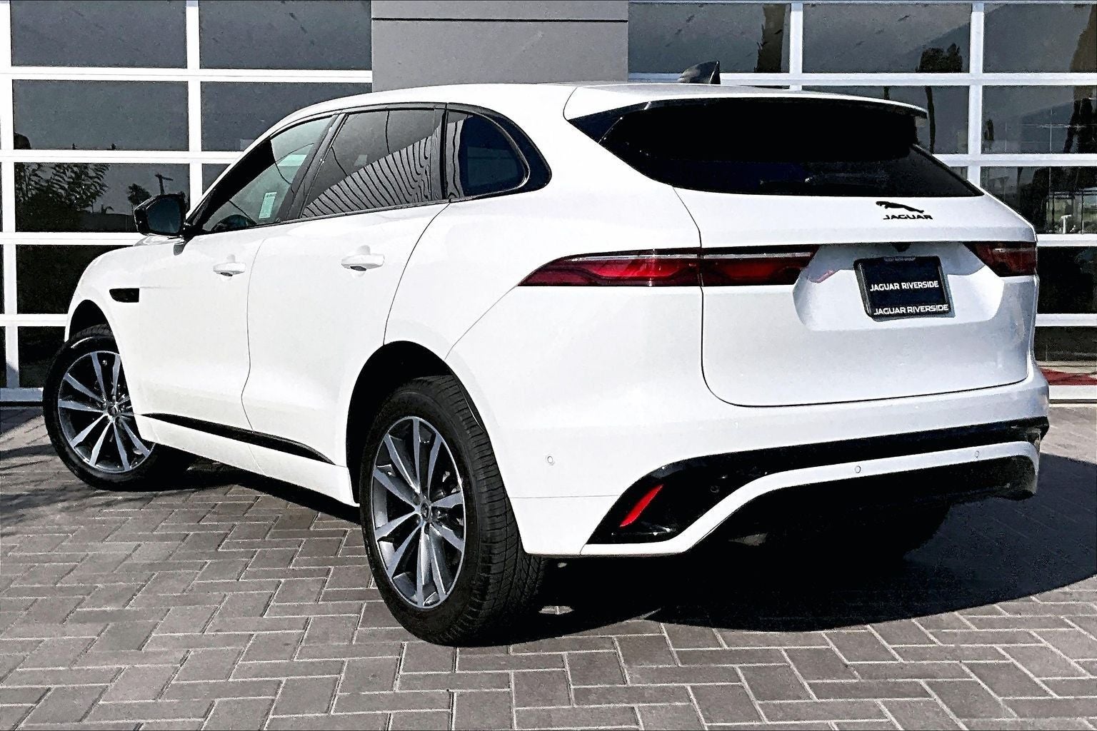 2025 Jaguar F-PACE P250 R-Dynamic S