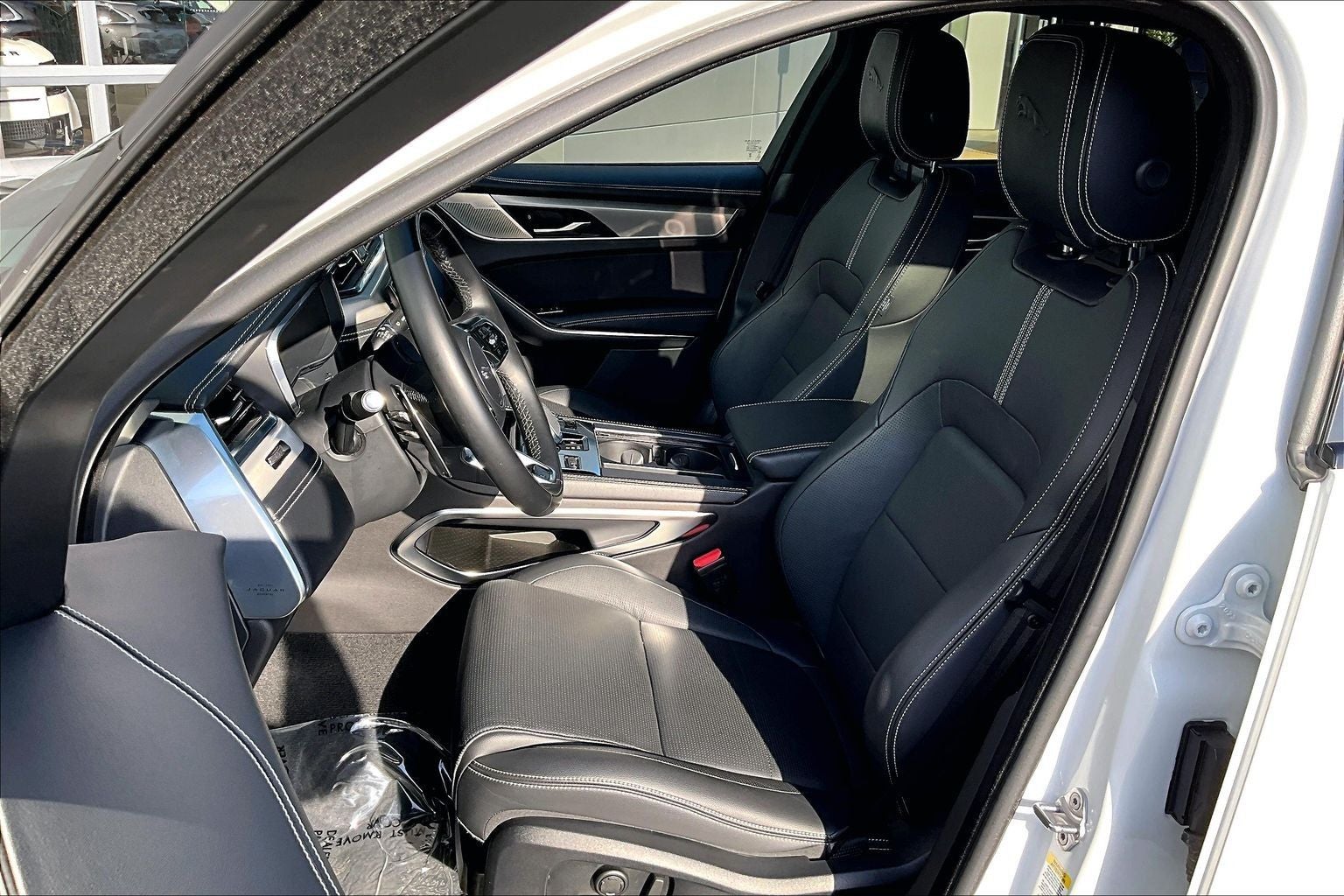 2025 Jaguar F-PACE P250 R-Dynamic S