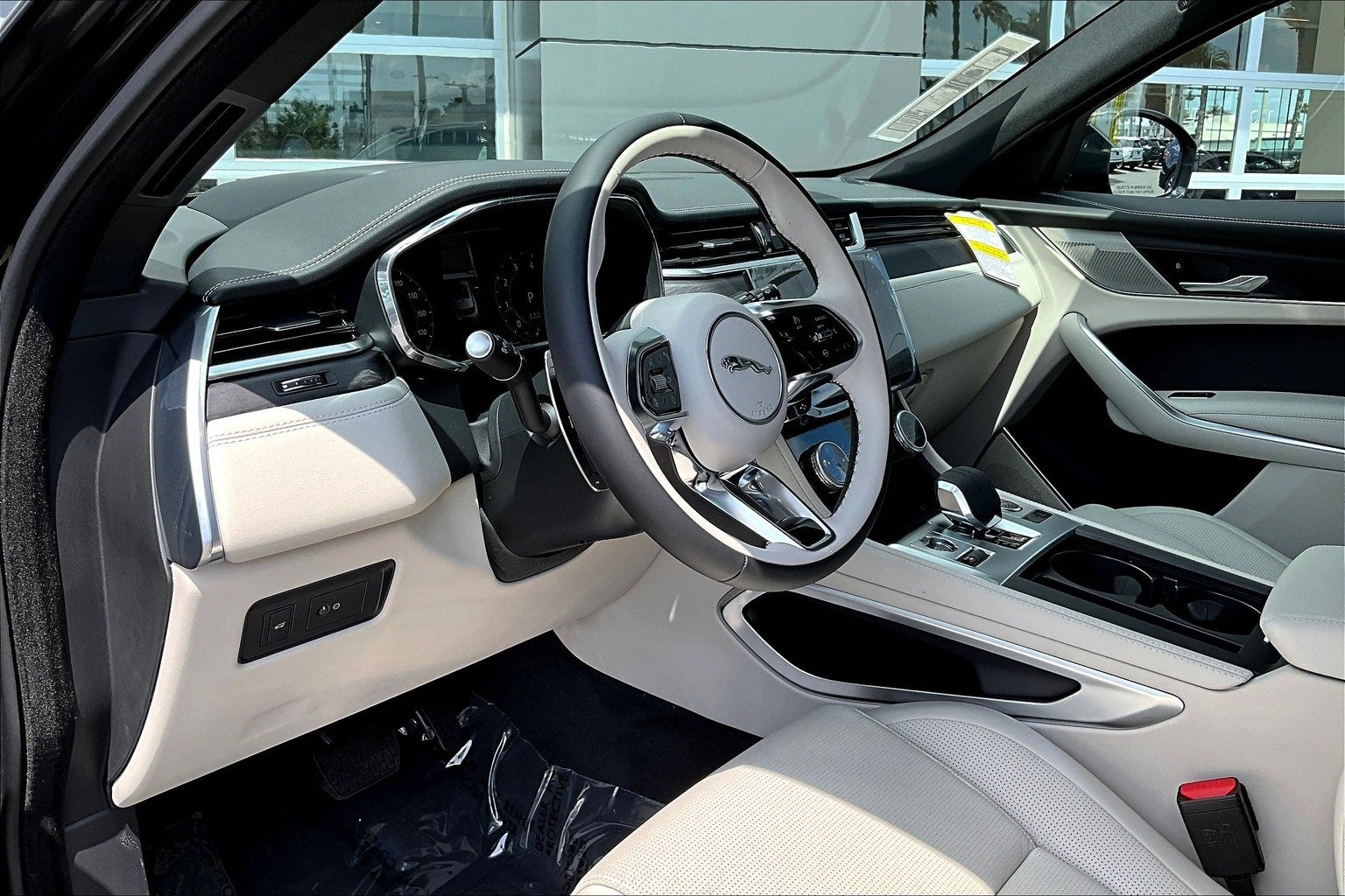 2026 Jaguar F-PACE P250 R-Dynamic S