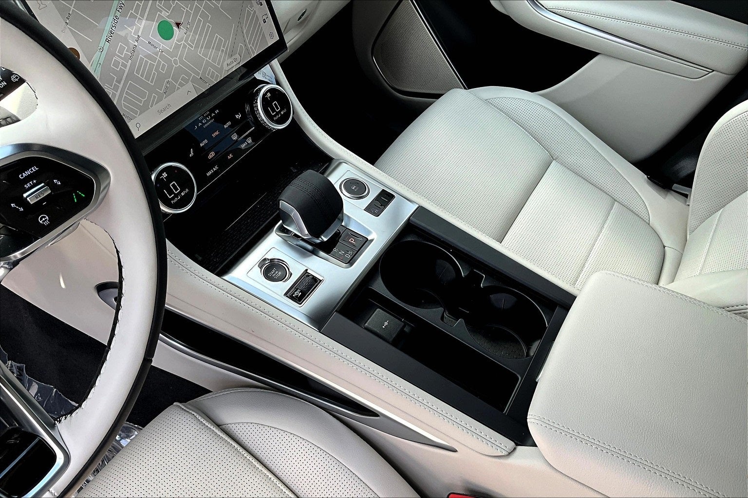 2026 Jaguar F-PACE P250 R-Dynamic S